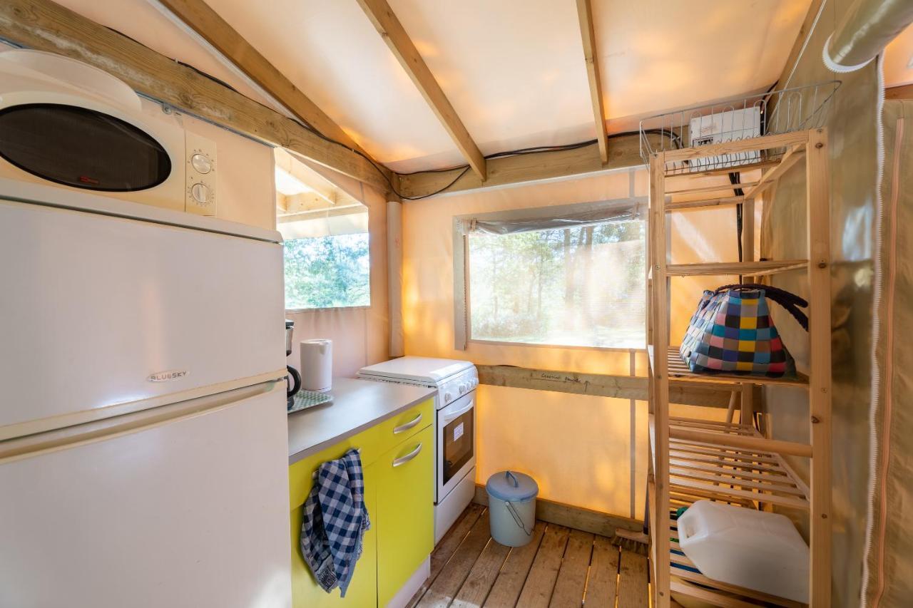 Camping Les Gorges Du Chambon 호텔 Eymouthiers  외부 사진